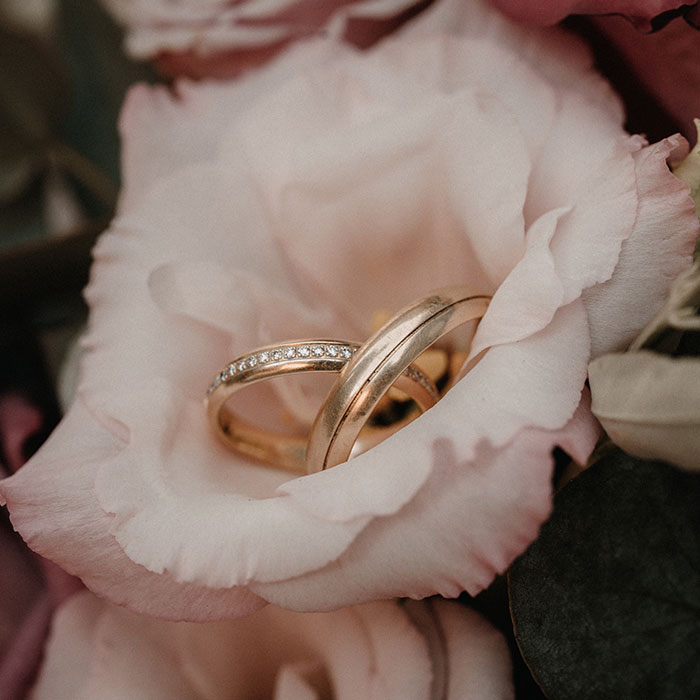 laura-eheringe-kundenbild Eheringe Kundenbild Blume