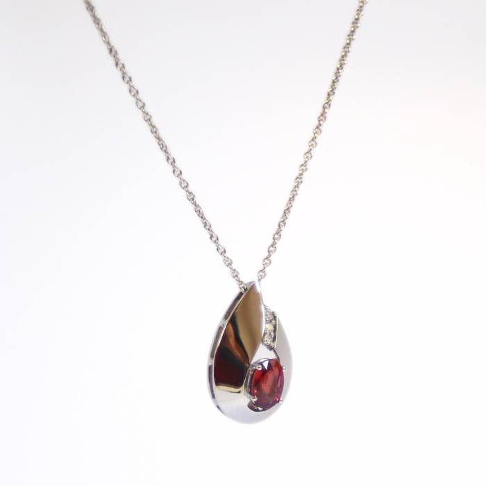 Individuelle Anfertigungen Kette Edelsteine