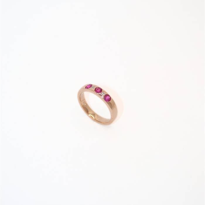 Individuelle Anfertigungen Ring Edelsteine